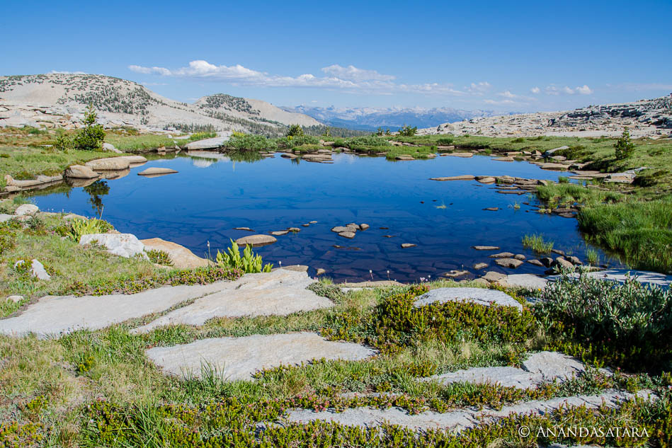 Upper Isberg Lake Sierra Nevada Anandasatara